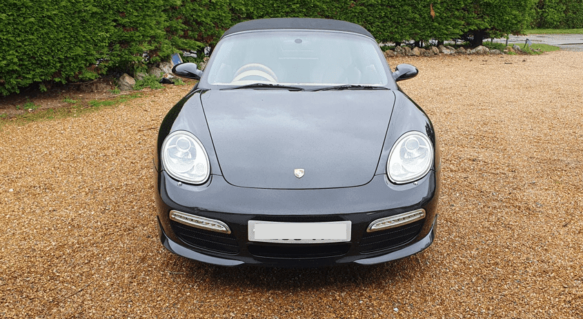 Boxster front view-min-min-min.png