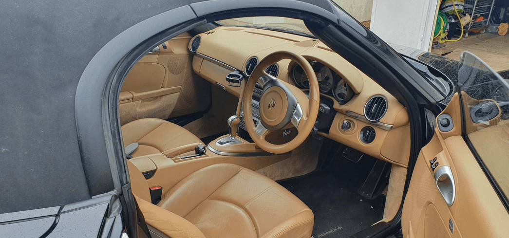 Boxster interior-min-min-min.png