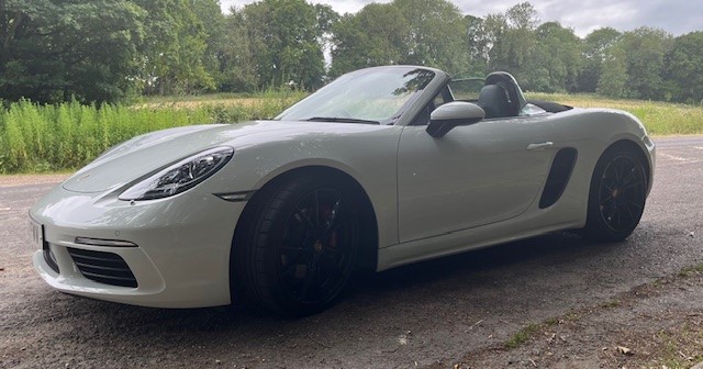Porsche Photo 3.jpg