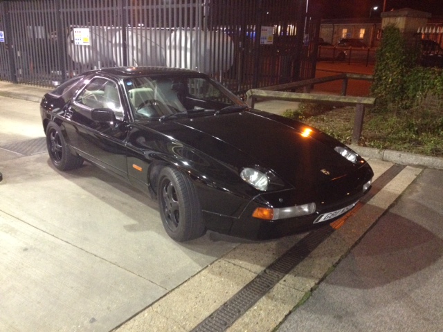 Porsche 928.JPG
