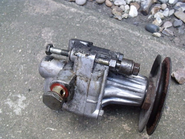 steering pump 3.jpg